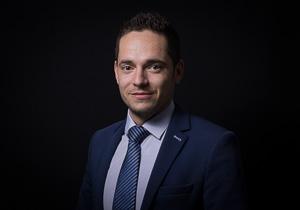 SZEGHEDI ZSOLT