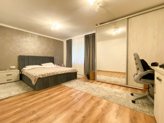 VA3 143784 - Apartament 3 camere de vanzare in Zorilor, Cluj Napoca