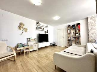 VA3 145304 - Apartment 3 rooms for sale in Floresti