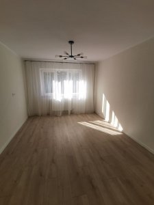 VA4 147403 - Apartament 4 camere de vanzare in Manastur, Cluj Napoca