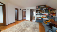 VC5 149059 - Casa 5 camere de vanzare in Floresti